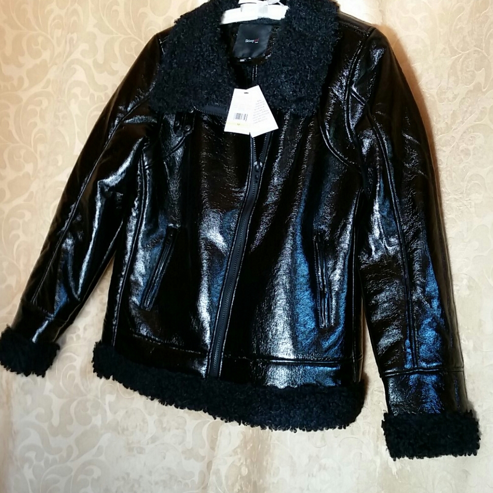 NEW JACKET BLACK COLOR, SHINY M sz